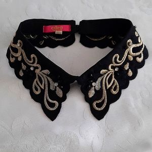 Removeable embellished collar